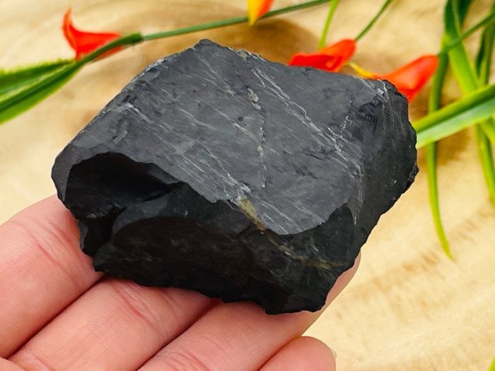 Supreme Quality Shungite Raw Chunks | Healing Rough Crystal | Stone of Life | Reiki | Highly Energetic Metaphysical Stone | EMF Protection