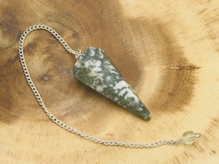 Moss Agate Crystal Pendulum With Silver Plated Chain | Moss Agate Point Pendulum | Healing Dowsing Energy Balancing | Faceted