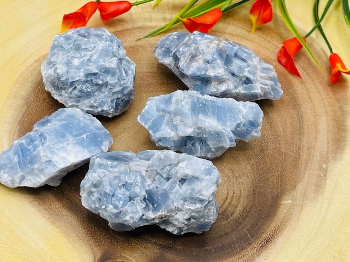 Blue Calcite Rough Stone, Blue Calcite Raw Crystal Specimen, Healing Chakra Chunks, Healing Meditation Rocks Crystals, Reiki Crystal