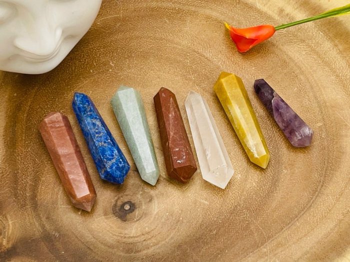 Set of 7 Chakra Pointer | 7 Chakra Points | 7 Chakra Terminated Points | Crystal Points | Healing Crystals | Metaphysical 2 Inch