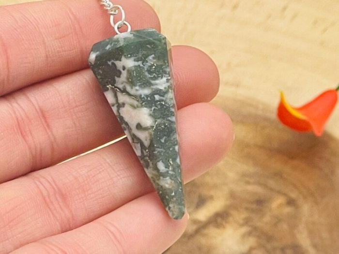 Moss Agate Crystal Pendulum With Silver Plated Chain | Moss Agate Point Pendulum | Healing Dowsing Energy Balancing | Faceted