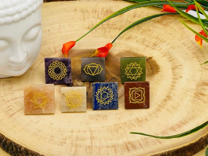 7 Pyramid Stone Set with Engraved Chakra Sign on Bottom | Chakra Healing Pyramid Crystal | Reiki Chakra | Pocket Stones | Chakra Pointer