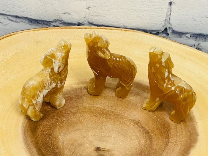 Honey Calcite Howling Wolf Figurine, Crystal Carving Standing Statuette, Reiki Metaphysical Healing Crystal, Sacred Animal, 3 Inch