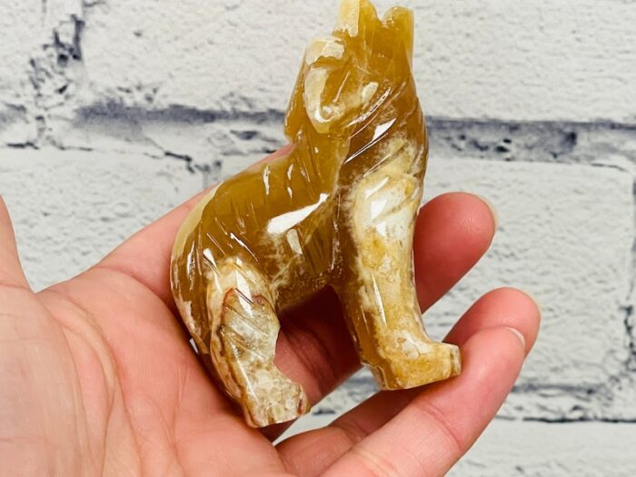 Honey Calcite Howling Wolf Figurine, Crystal Carving Standing Statuette, Reiki Metaphysical Healing Crystal, Sacred Animal, 3 Inch