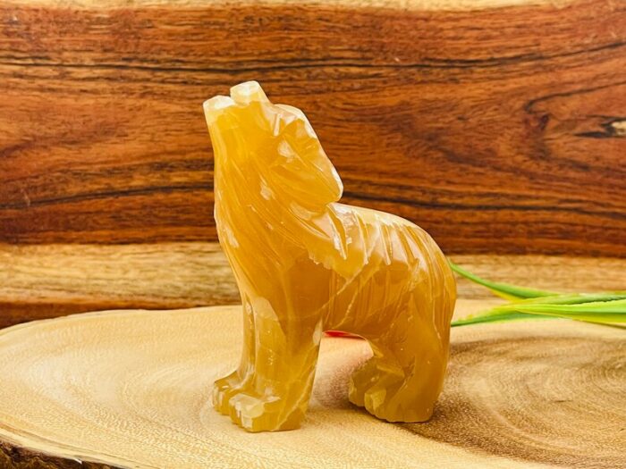 Honey Calcite Howling Wolf Figurine, Crystal Carving Standing Statuette, Reiki Metaphysical Healing Crystal, Sacred Animal, 3 Inch